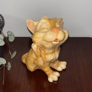 Distinctive Designs Whimsical Resin Cat Figurine Novelty Eyeglass Holder